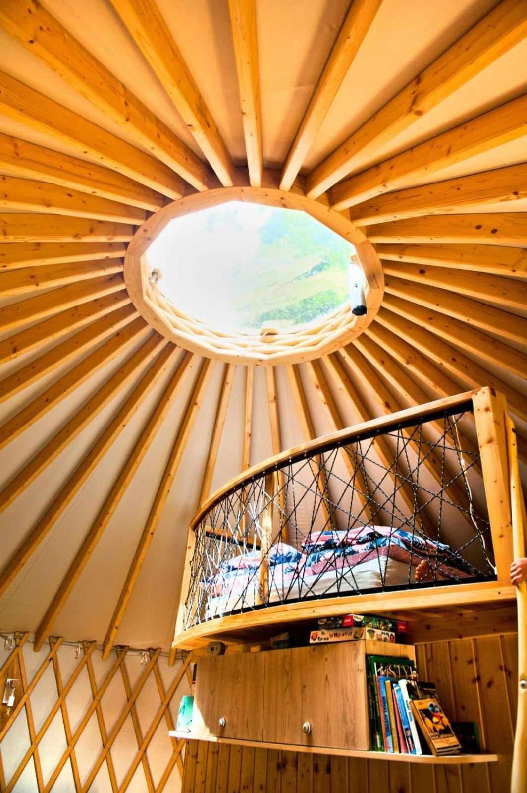 Forglamp Hotell Bydgoszcz Exteriör bild